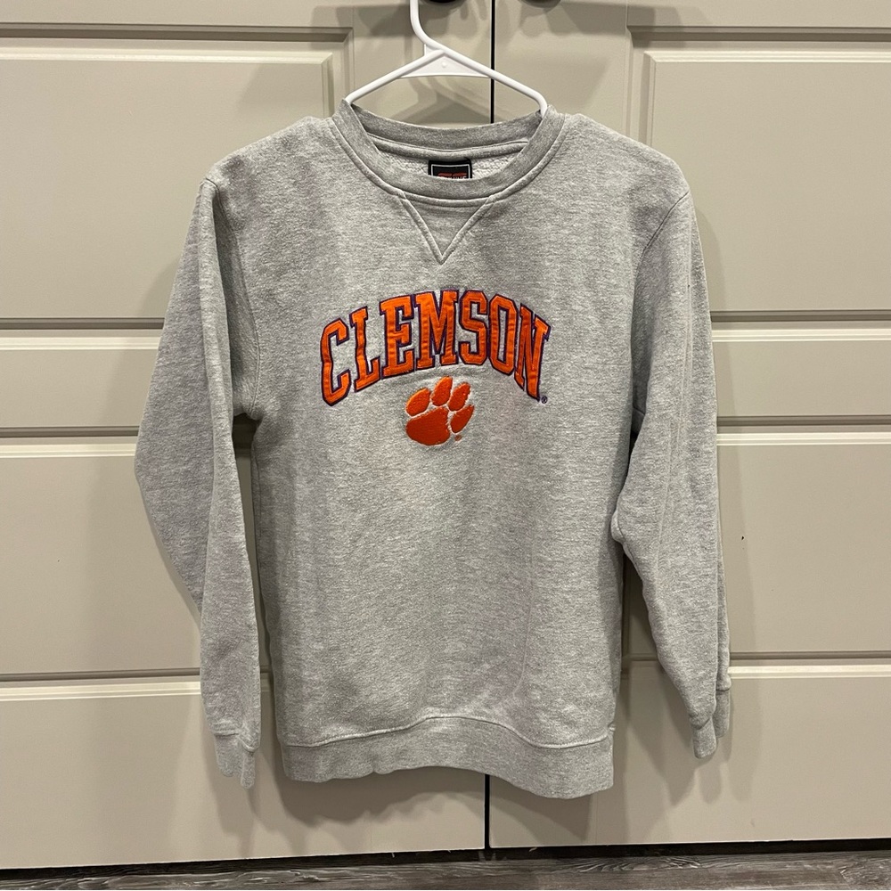 Genuine stuff Clemson Crewneck sweatshirt youth large 14/16